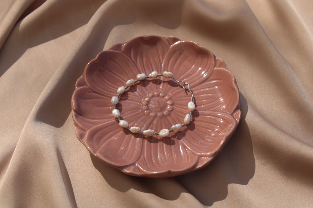 Serene Pearl Bracelet