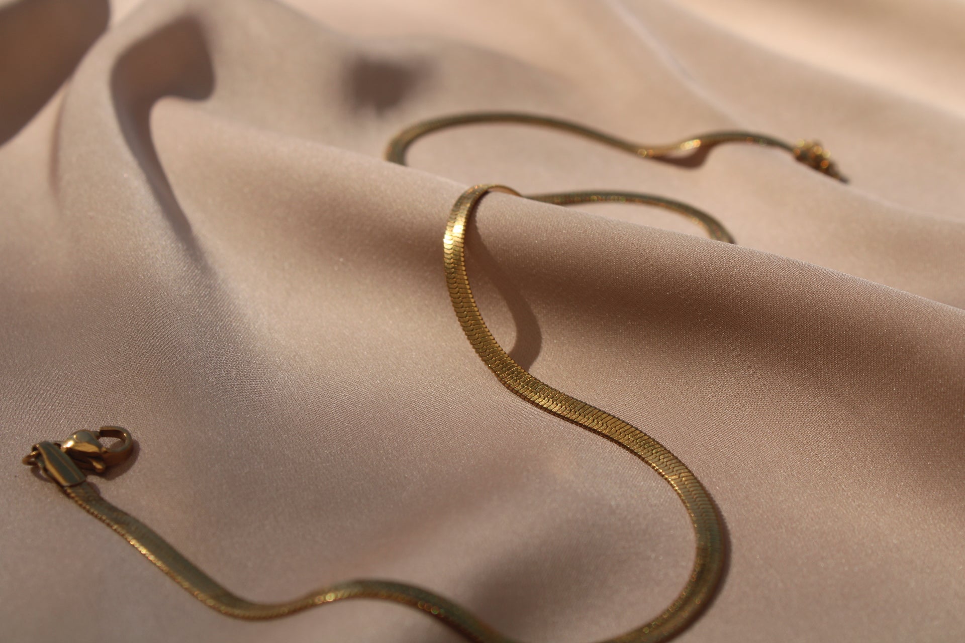 Lumi Necklace