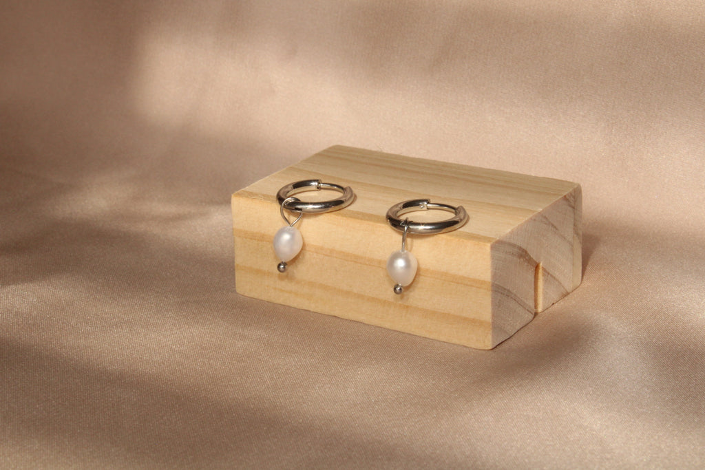 Seraphina Pearl Hoops