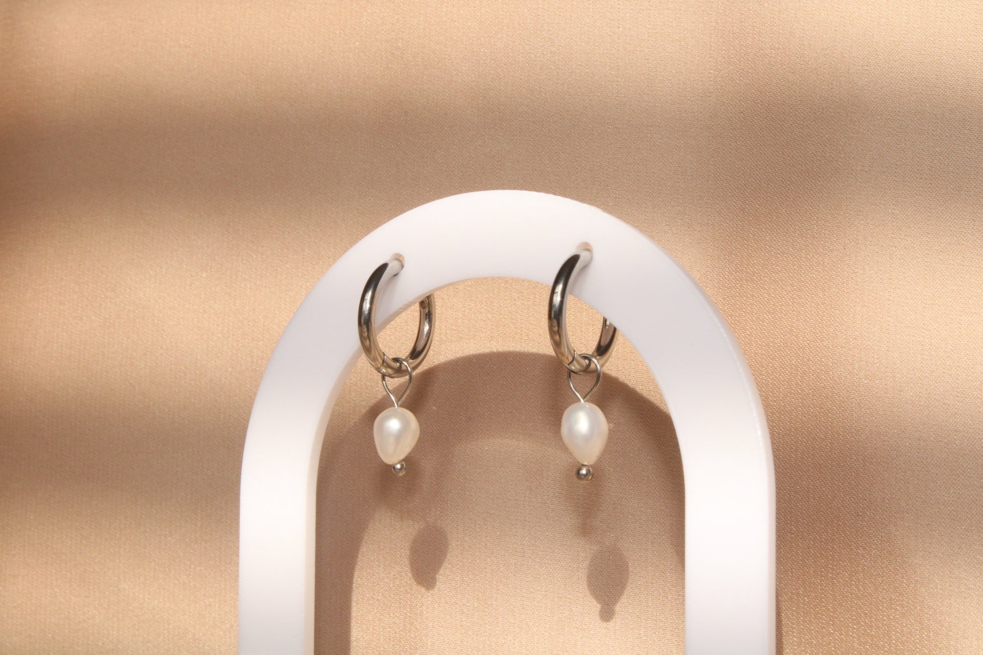 Seraphina Pearl Hoops