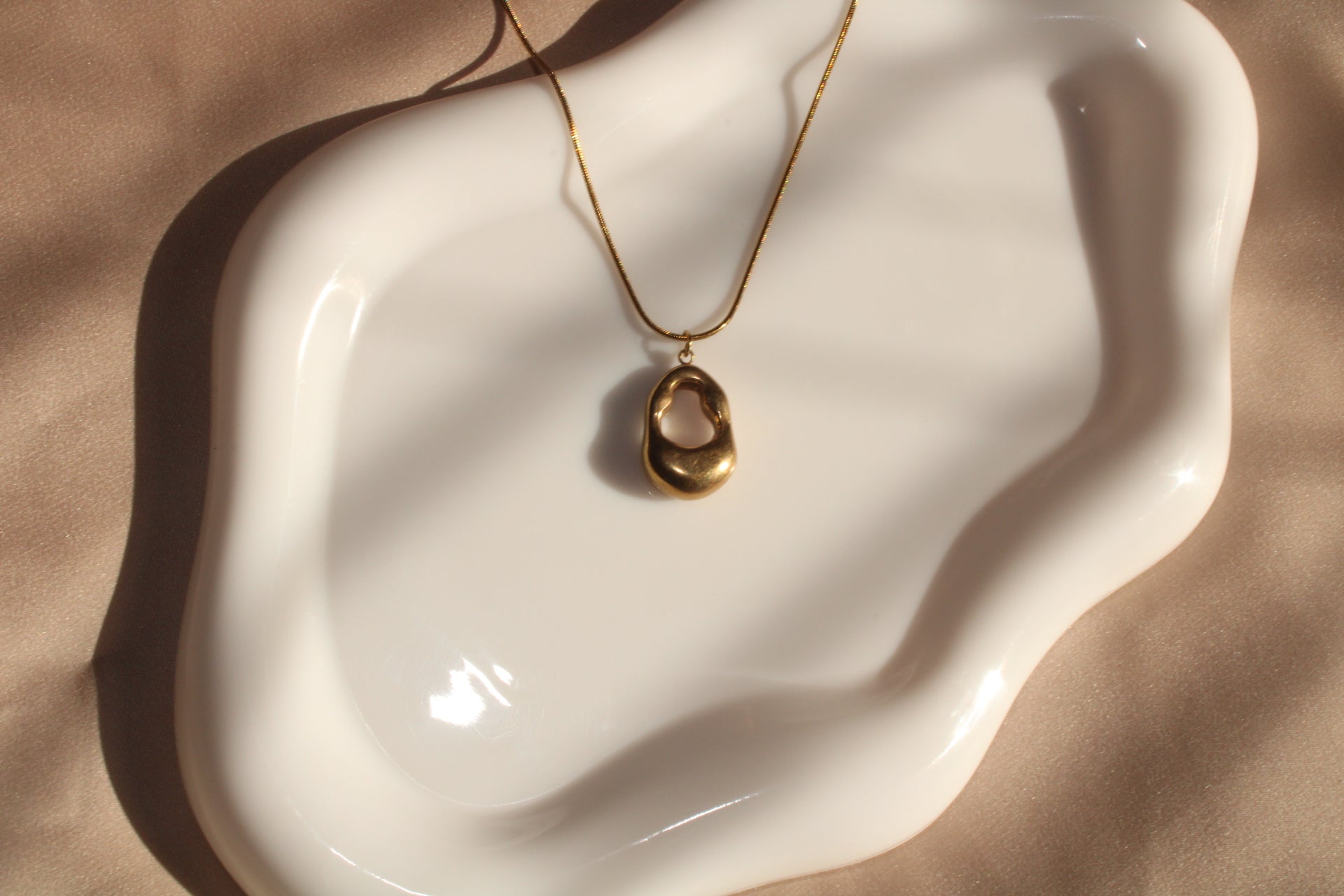 Sculpt Necklace