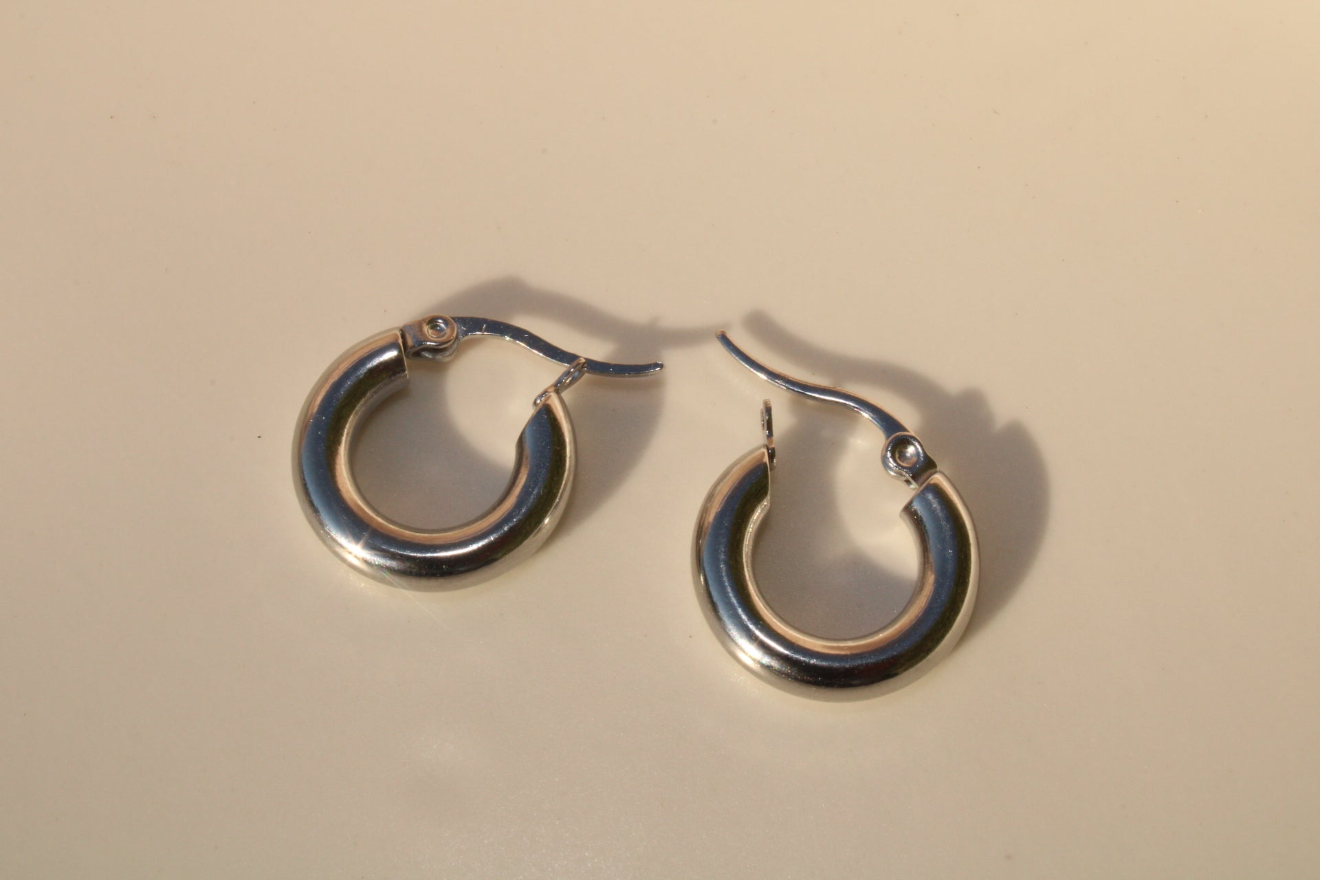 Tiffany Hoops